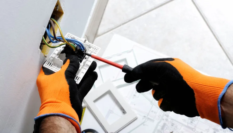 معلم كهربائي منازل بجدة