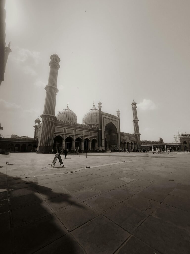 كشف تسرب كهرباء الأسطح جدة – حماية بيتك تبدأ من هنا